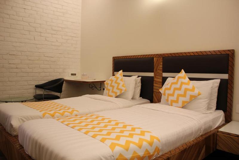 Fabhotel Daffodil Huda City Center グルガウン エクステリア 写真
