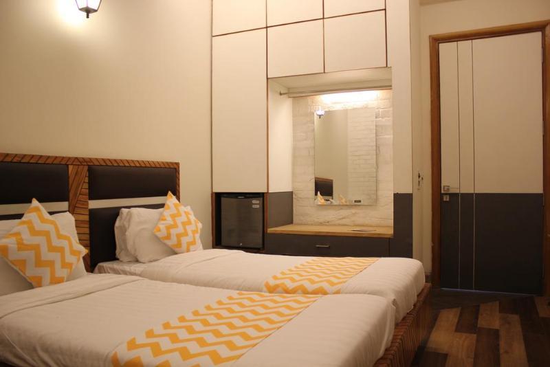 Fabhotel Daffodil Huda City Center グルガウン エクステリア 写真