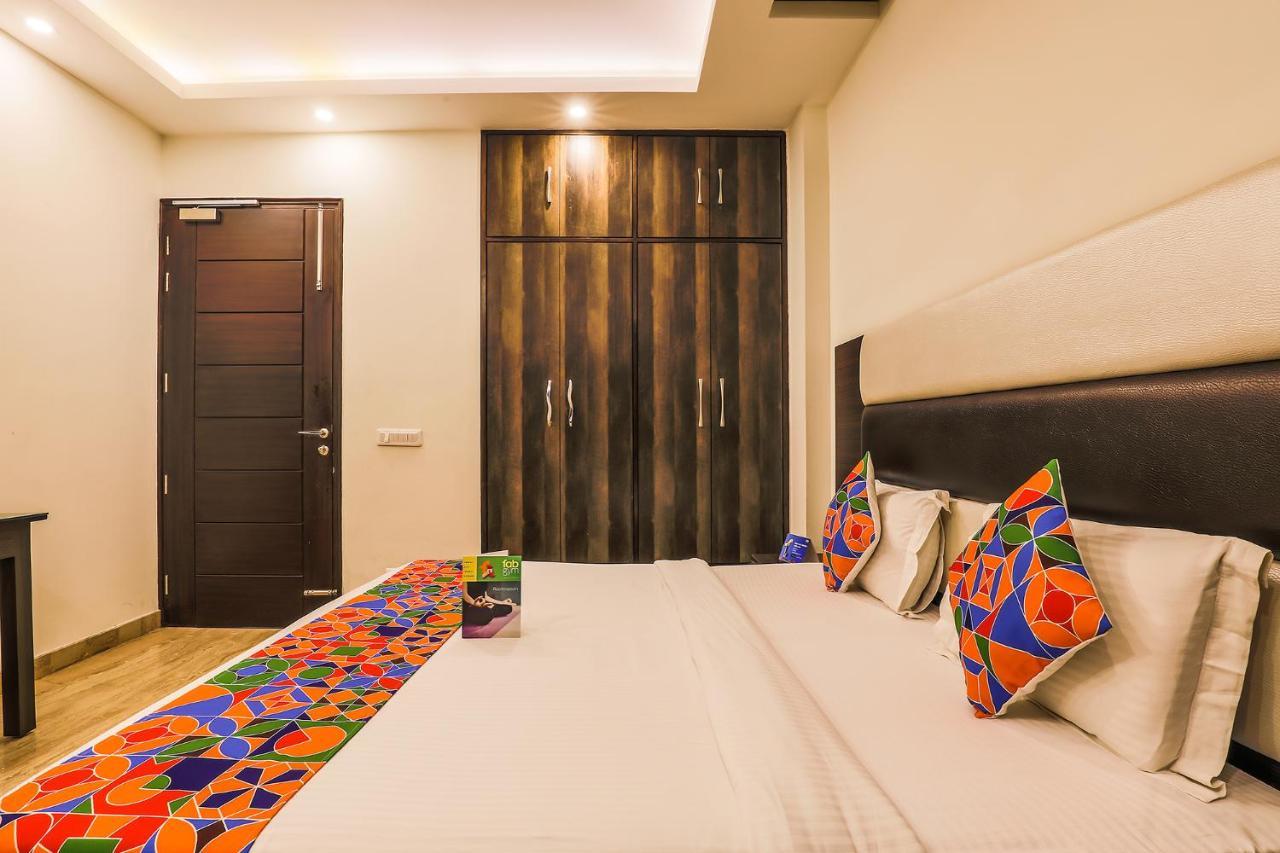 Fabhotel Daffodil Huda City Center グルガウン エクステリア 写真