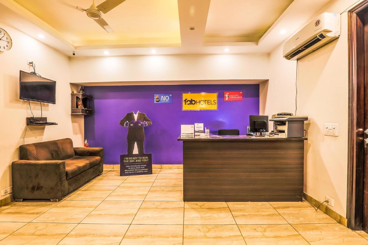 Fabhotel Daffodil Huda City Center グルガウン エクステリア 写真