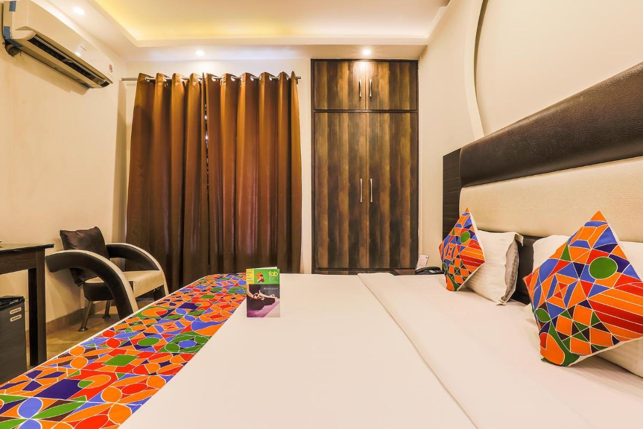 Fabhotel Daffodil Huda City Center グルガウン エクステリア 写真