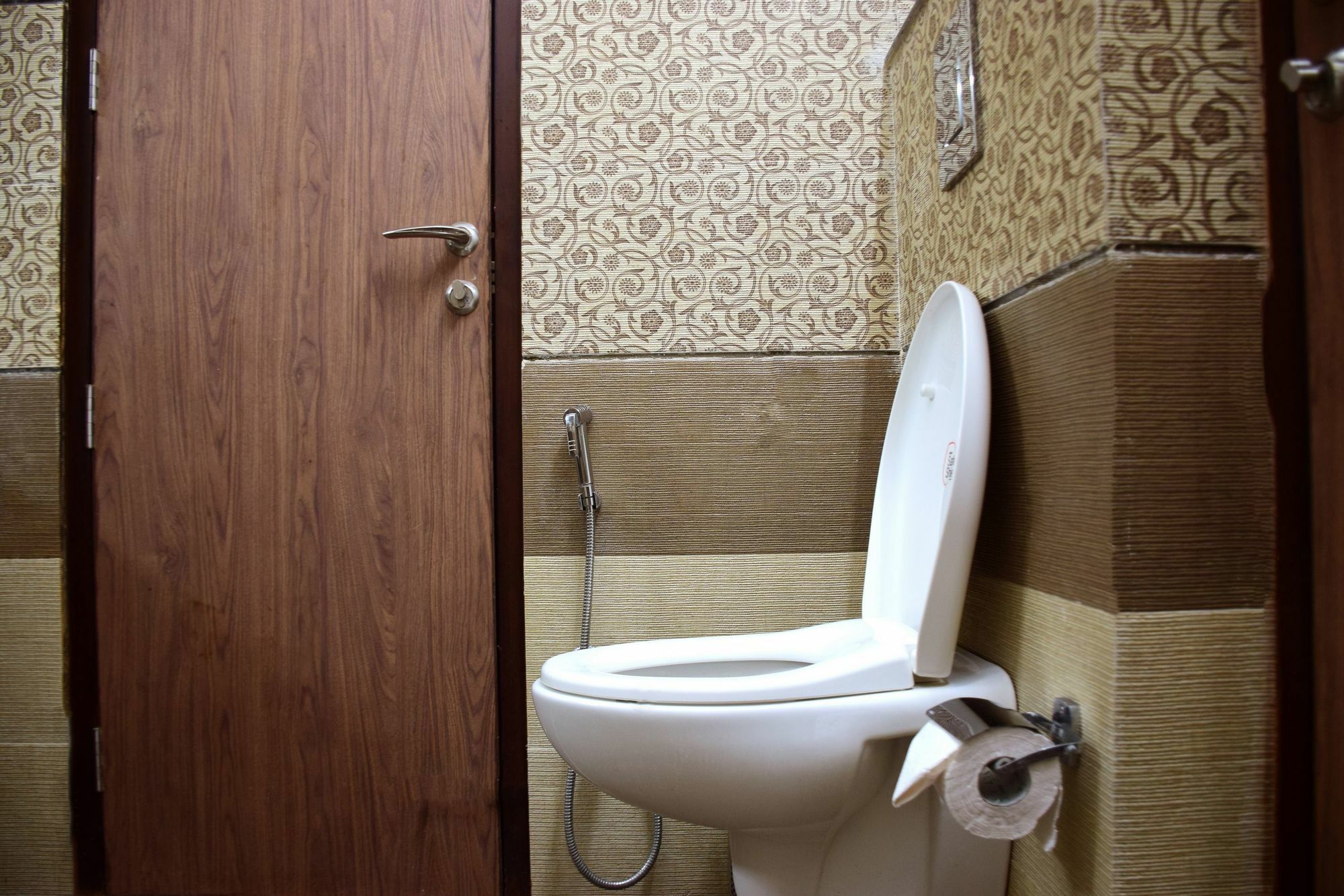 Fabhotel Daffodil Huda City Center グルガウン エクステリア 写真